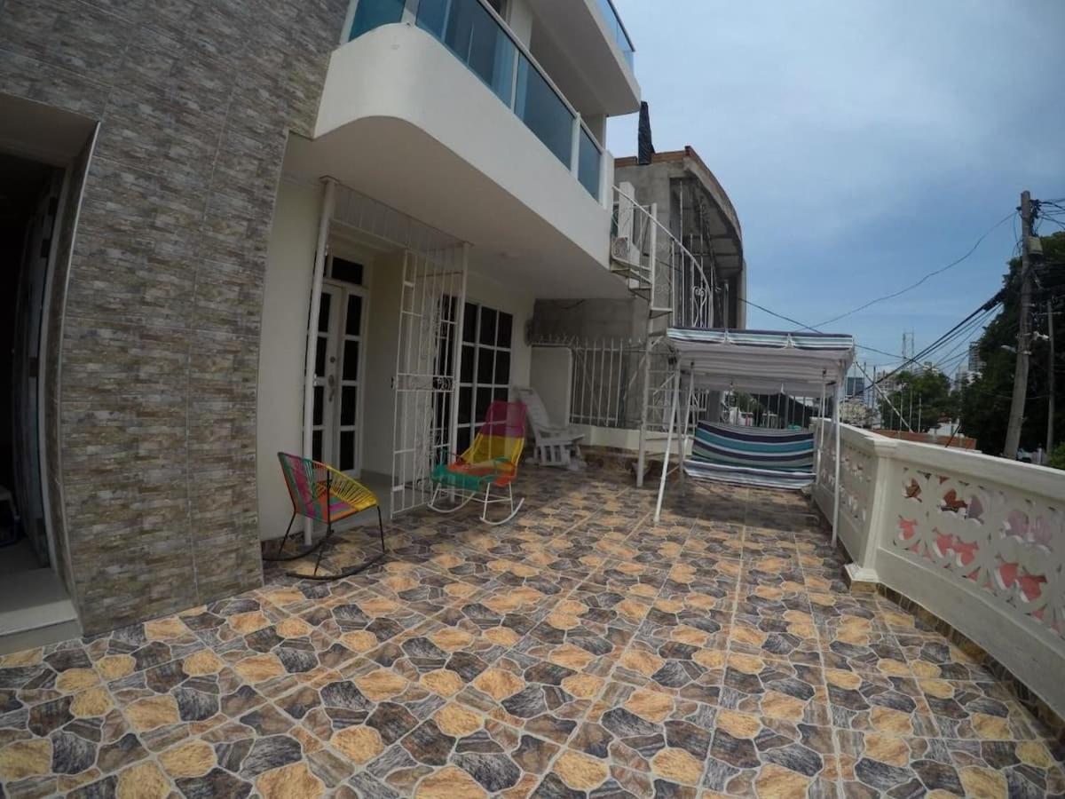 La casita de max y tim apt 202 Cartagena Exterior foto