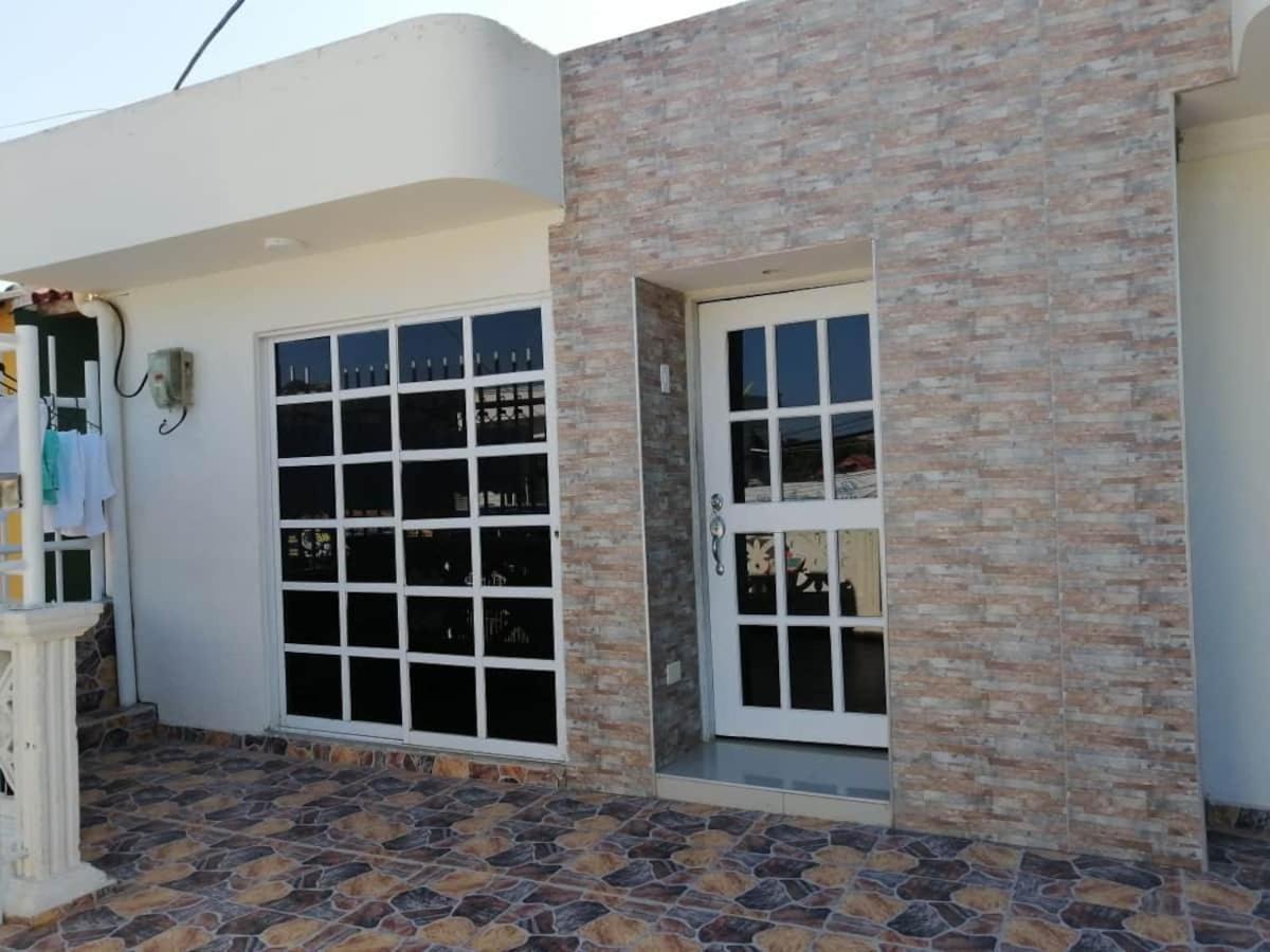 La casita de max y tim apt 202 Cartagena Exterior foto